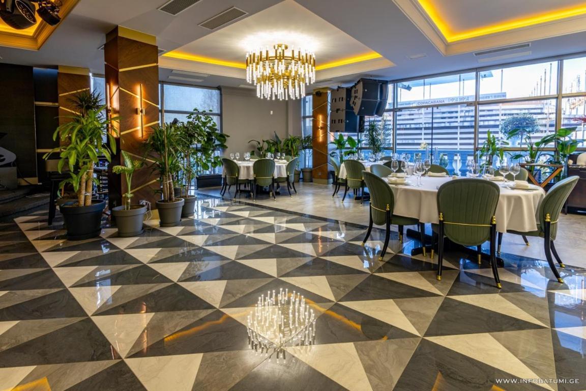 Real Palace Batumi Zewnętrze zdjęcie